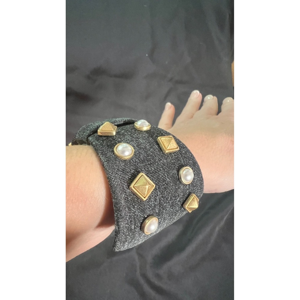 Stella & Dot Gray Crush It Bow Cuff Bracelet‎ Gold Studs Faux Pearl Studs